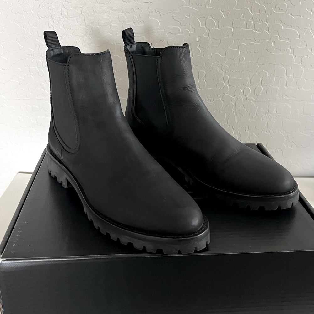 Women’s Thursday Boot Company Black Matte Legend Boot 9.5